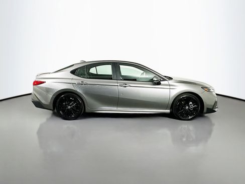 Certified 2025 Toyota Camry SE AWD/4WD image 8