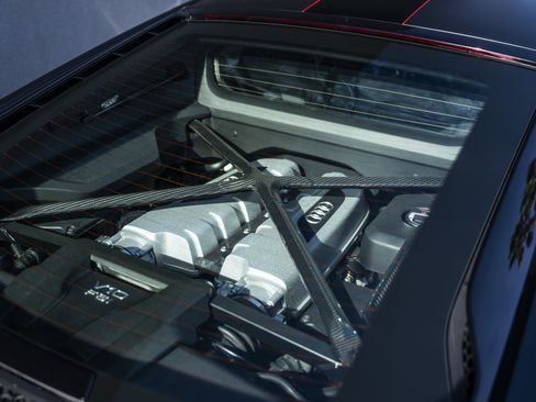 Used 2023 Audi R8 V10 performance image 11