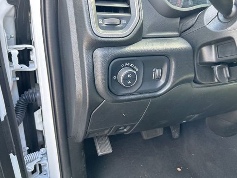 Used 2025 RAM 3500 Tradesman AWD/4WD image 16