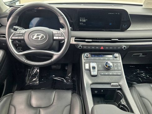 Used 2024 Hyundai Palisade Limited AWD/4WD image 32