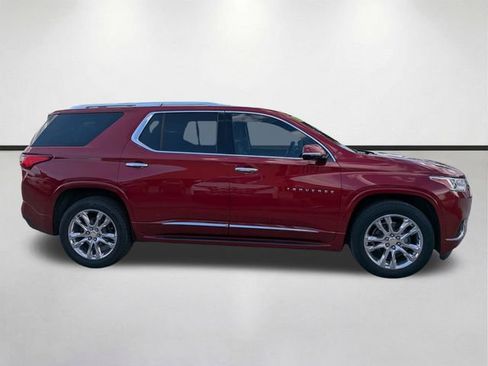 Used 2019 Chevrolet Traverse High Country AWD/4WD image 3