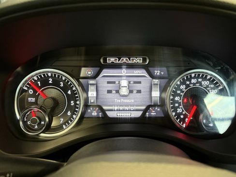 Used 2019 RAM 1500 Big Horn RWD image 24