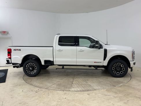 New 2026 Ford F250 Platinum image 7
