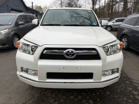 Used 2013 Toyota 4Runner SR5 w/ Convenience Pkg AWD/4WD image 2