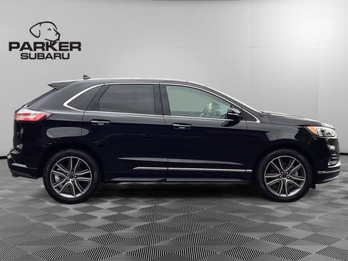 Used 2019 Ford Edge Titanium w/ Equipment Group 301A AWD/4WD image 6