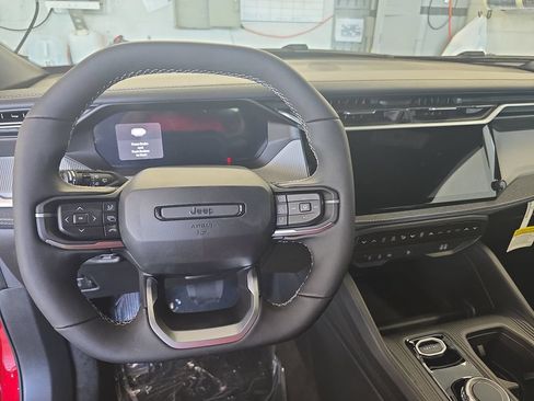 New 2026 Jeep Cherokee Laredo AWD/4WD image 17