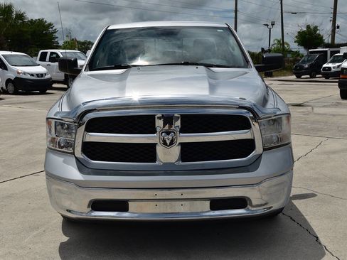 Used 2016 RAM 1500 Classic SLT RWD image 2