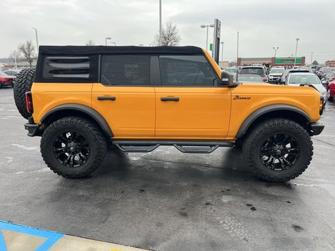 Used 2022 Ford Bronco Wildtrak image 6