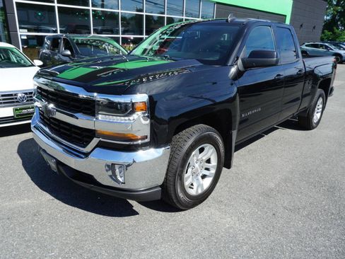 Used 2019 Chevrolet Silverado 1500 LT w/ All Star Edition AWD/4WD image 2