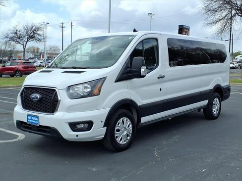 Used 2024 Ford Transit 350 XLT image 4