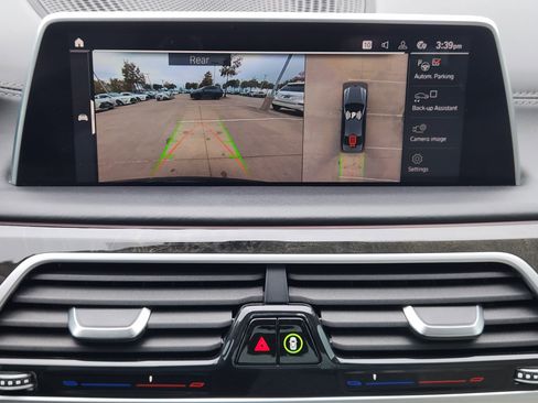 Used 2020 BMW 740i w/ Premium Package image 20