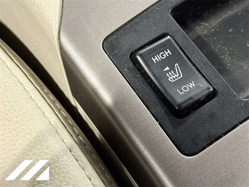 Used 2013 Subaru Outback 2.5i Limited w/ Moonroof Pkg image 21