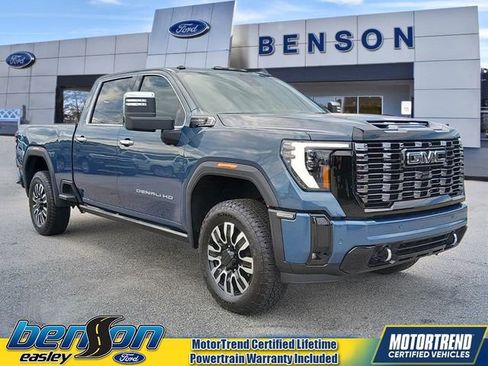 Used 2026 GMC Sierra 2500 Denali Ultimate AWD/4WD image 1