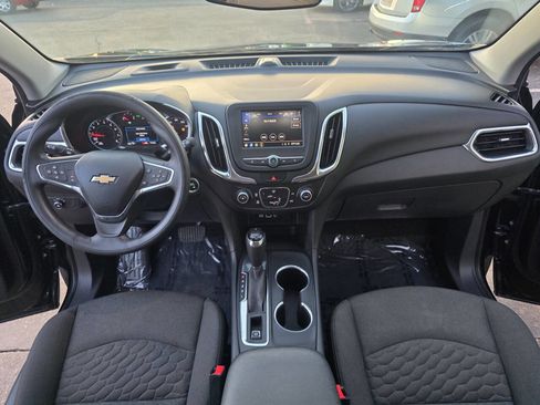 Used 2021 Chevrolet Equinox LT image 22