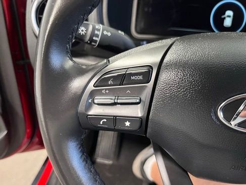 Used 2022 Hyundai Kona Limited image 25