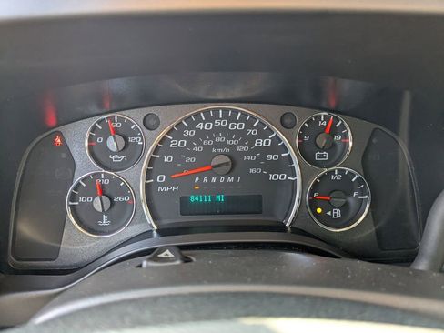 Used 2022 Chevrolet Express 2500 w/ Driver Convenience Package image 28