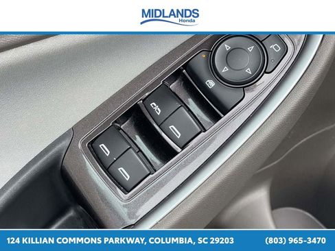 Used 2025 Chevrolet Malibu LT FWD image 17