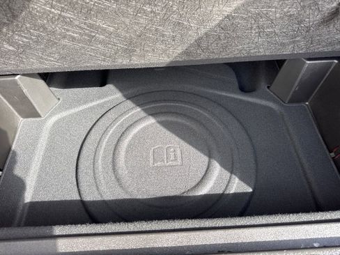 Certified 2022 GMC Terrain SLE w/ Driver Convenience Package image 42