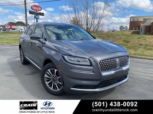 Used 2023 Lincoln Nautilus Reserve FWD image 1