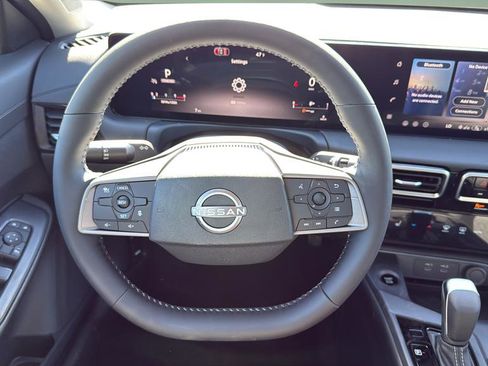 New 2026 Nissan Sentra SV FWD image 9