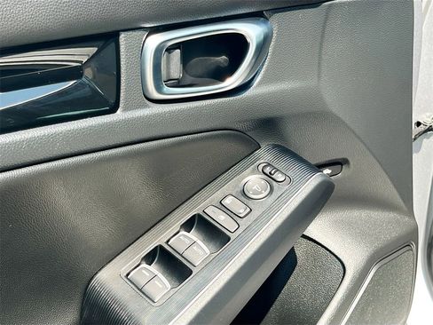 Used 2023 Honda Civic Touring image 18