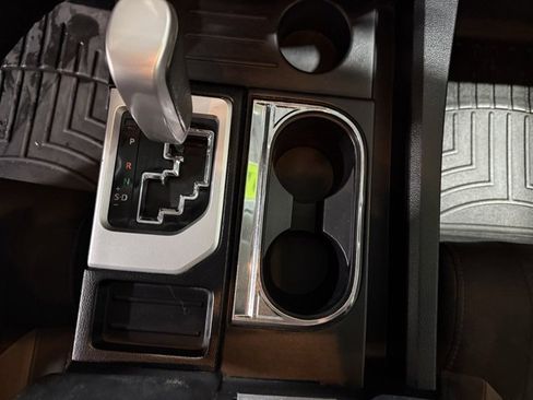 Used 2015 Toyota Tundra SR5 image 21