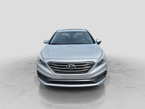 Used 2016 Hyundai Sonata Sport w/ Option Group 1V FWD image 3