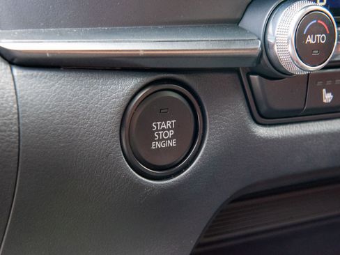 New 2024 MAZDA CX-30 Carbon image 27