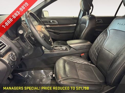 Used 2018 Ford Explorer Platinum AWD/4WD image 9