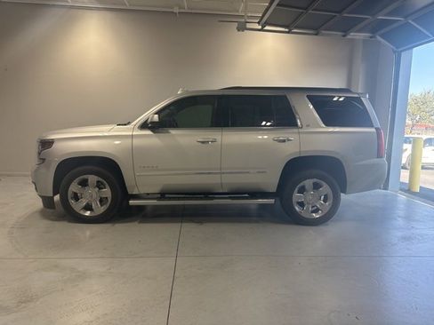 Used 2016 Chevrolet Tahoe LT w/ LT Signature Package image 10