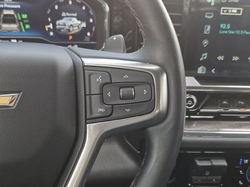 Used 2023 Chevrolet Silverado 1500 LTZ image 17