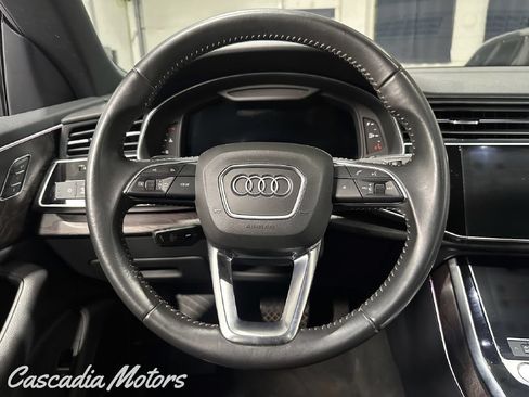 Used 2019 Audi Q8 Premium Plus w/ Premium Plus AWD/4WD image 36