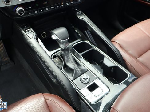 Used 2024 Kia Telluride EX w/ EX Captain's Chair Package FWD image 20