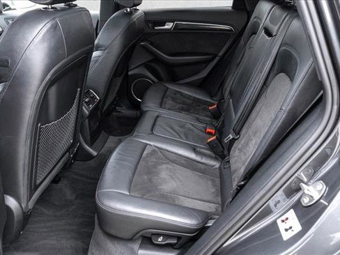 Used 2015 Audi SQ5 Premium Plus w/ Technology Package image 22