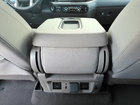 Used 2025 Chevrolet Silverado 1500 LT RWD image 25
