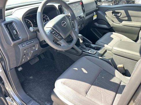 New 2026 Nissan Frontier SV w/ SV Convenience Package AWD/4WD image 15
