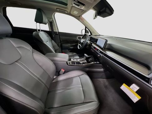 New 2026 Kia Sorento SX image 31