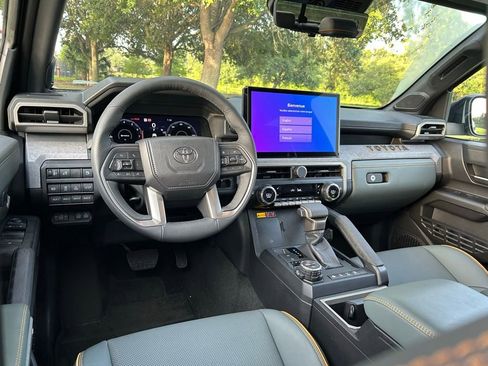 Certified 2025 Toyota Tacoma 4x4 Double Cab Hybrid image 13