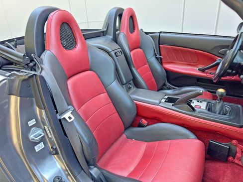 Used 2005 Honda S2000 image 27