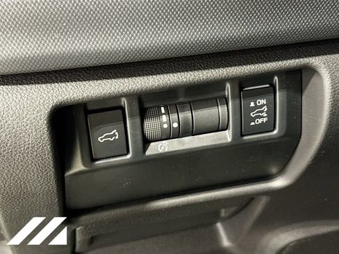 Used 2026 Subaru Forester Premium AWD/4WD image 10