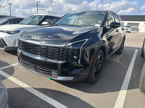 Used 2026 Kia Sportage EX image 3