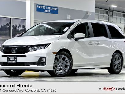 Used 2025 Honda Odyssey Touring