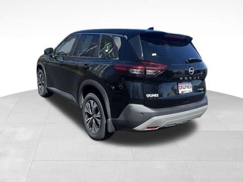 Used 2023 Nissan Rogue SV AWD/4WD image 3