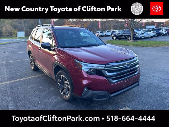 Used 2025 Subaru Forester Limited AWD/4WD image 1