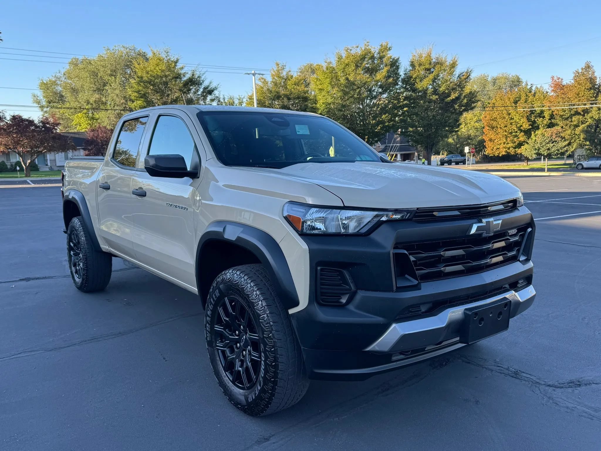 Used 2023 Chevrolet Colorado Trail Boss w/ Advanced Trailering Package AWD/4WD image 10