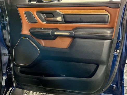 Used 2019 RAM 1500 Limited image 21