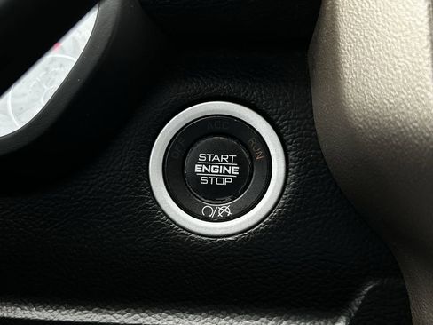 Used 2019 RAM 3500 Laramie AWD/4WD image 26