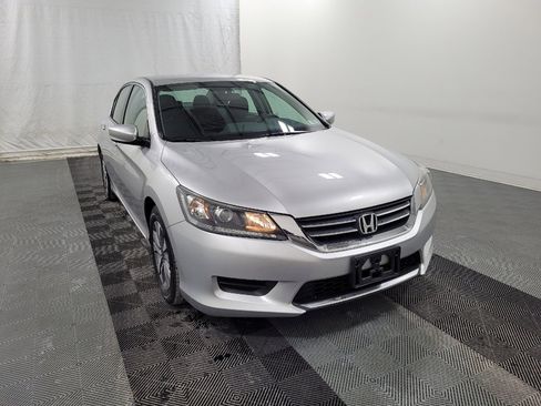 Used 2015 Honda Accord LX image 13