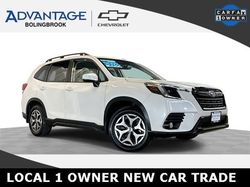 Used 2023 Subaru Forester Premium image 1