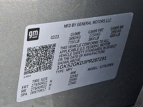 Used 2023 GMC Yukon XL SLT w/ SLT Luxury Package AWD/4WD image 28